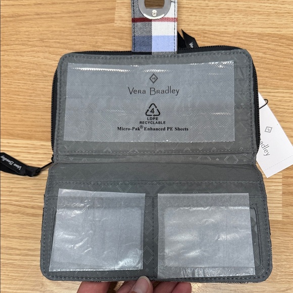 Vera Bradley Plaid RFID Wallet in Black, Gray, and Blue. Washable Quilted - Picture 6 of 6